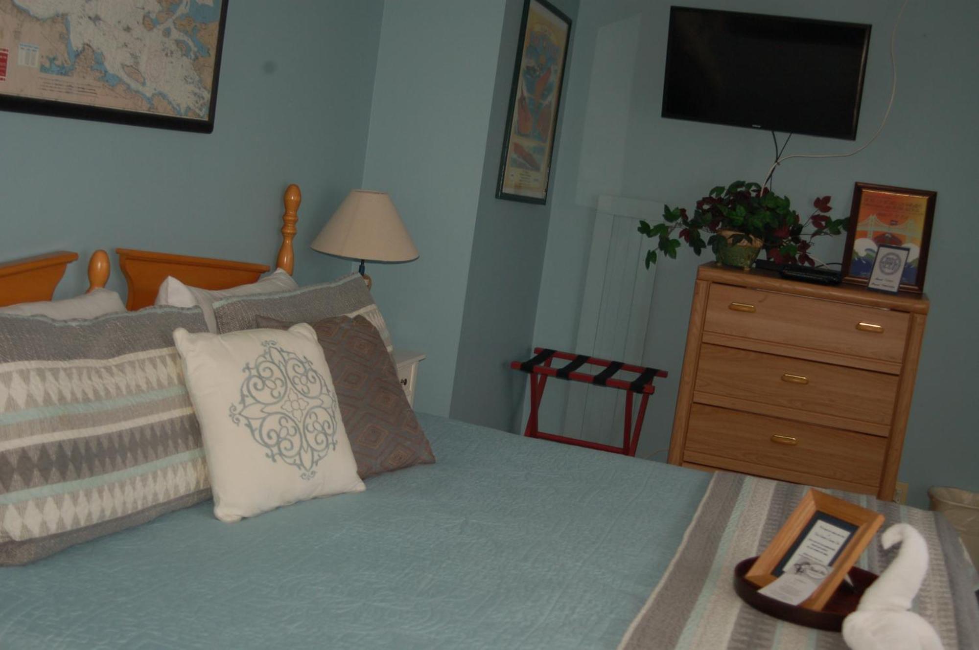 Bed and breakfast Chateau Country And Captain's *